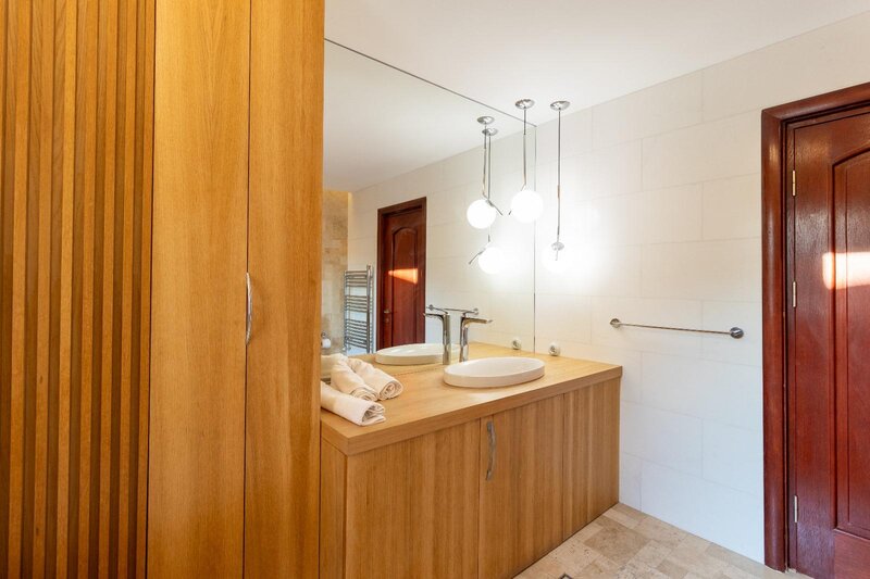 Vedere Lac Floreasca, 2014 Penthaus 3 Camere 180 mp 2 Bai, Parcare Subteran