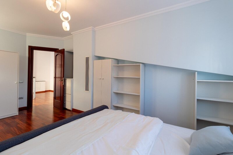 Vedere Lac Floreasca, 2014 Penthaus 3 Camere 180 mp 2 Bai, Parcare Subteran