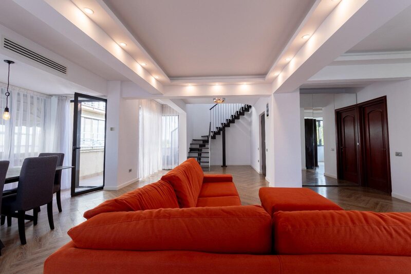 Vedere Lac Floreasca, 2014 Penthaus 3 Camere 180 mp 2 Bai, Parcare Subteran